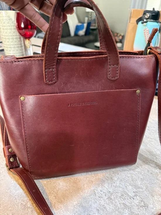 Portland Leather Burgundy Brown Compact Leather Tote - Picture 2 of 8